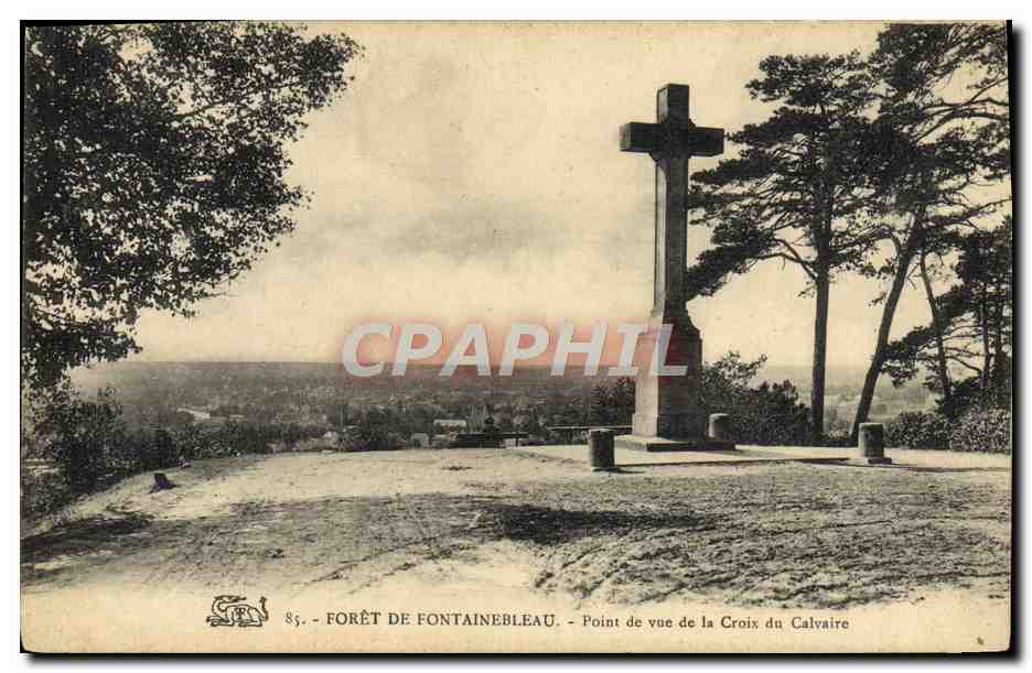 Forêt de Fontainebleau — Aussicht auf die Kreuz des Calvaire