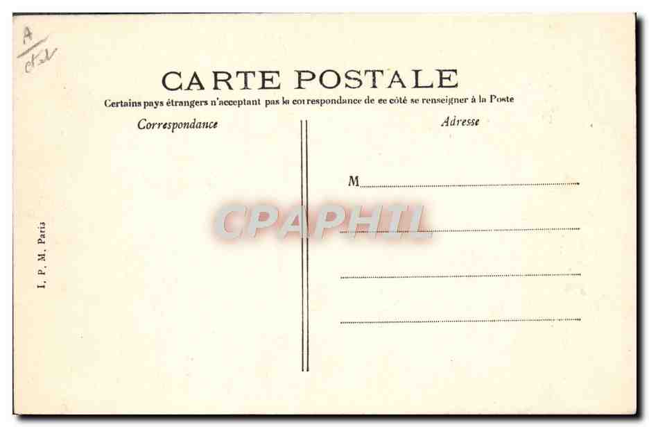 CPA Vienne Rue Victor Hugo et Temple protestant — Reverso