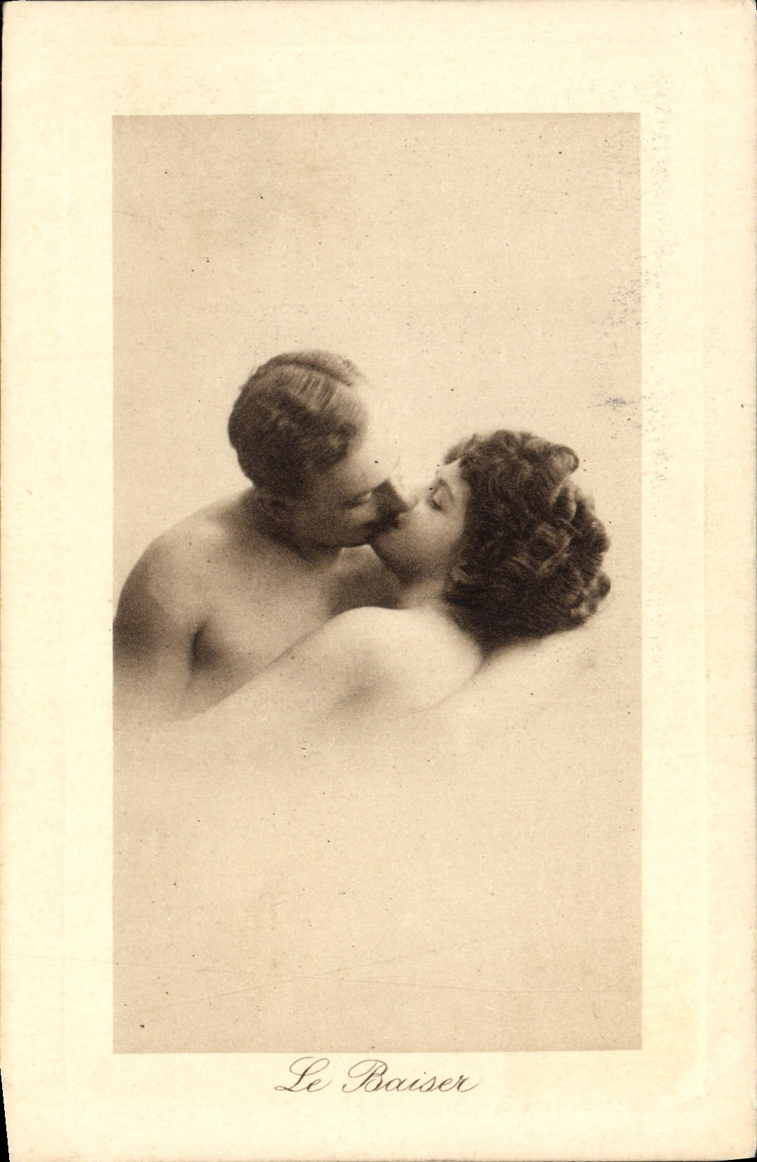 Le Baiser — photographie — Dossin 186, Allemagne
