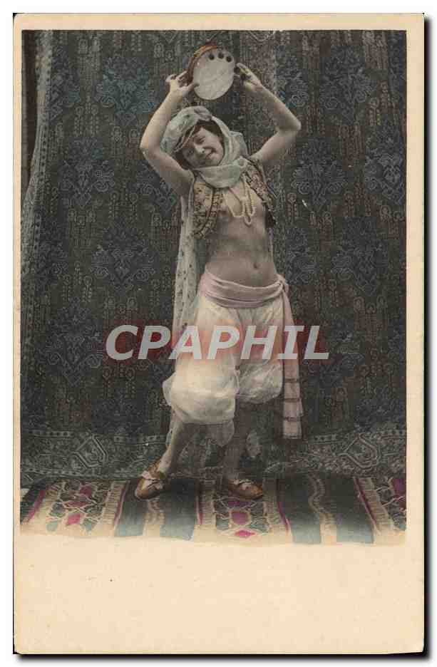 Bailarina oriental — escena de espectáculo — editor no identificado