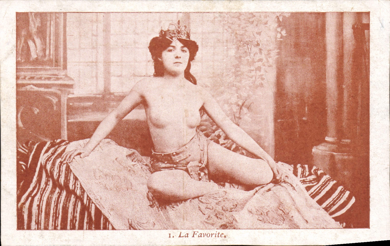 La Favorite — série de cartes postales — éditeur CPAPHIL