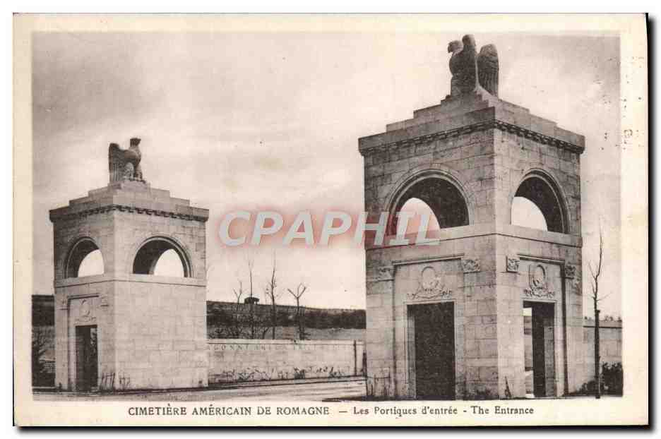 Cimetière américain de Romagne — Les Portiques d'entrée — éditeur non visible