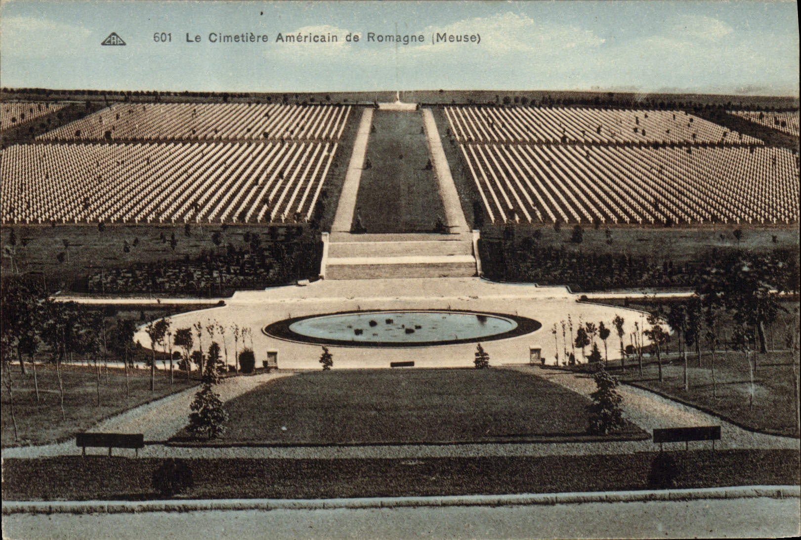 Il cimitero americano di Romagne (Meuse) — vista aerea — n. 601