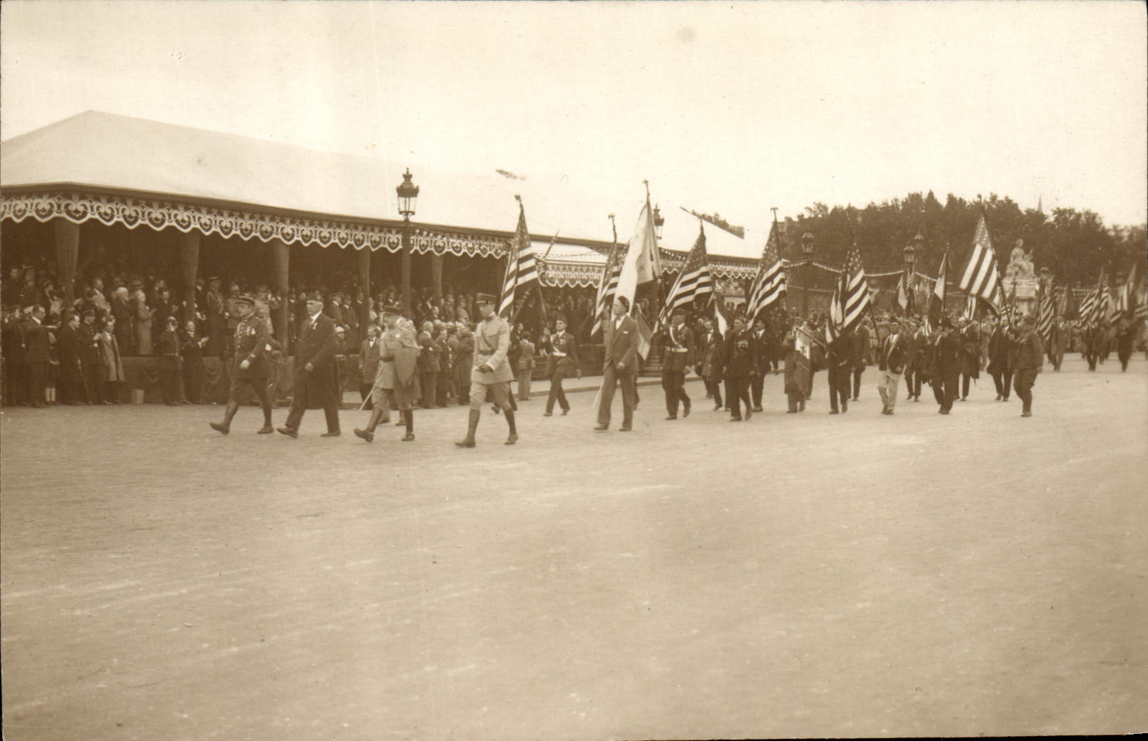 CPA Militaria American legion