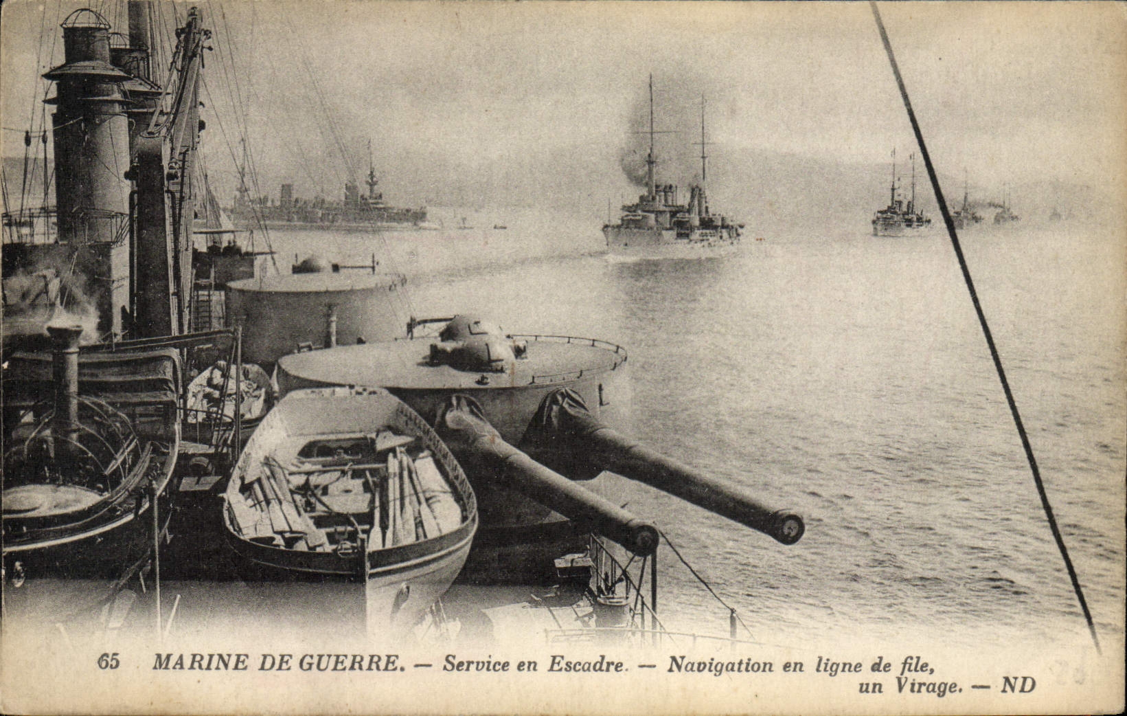Marine de Guerre — Service en Escadre — Navigation en ligne de file, un Virage — ND