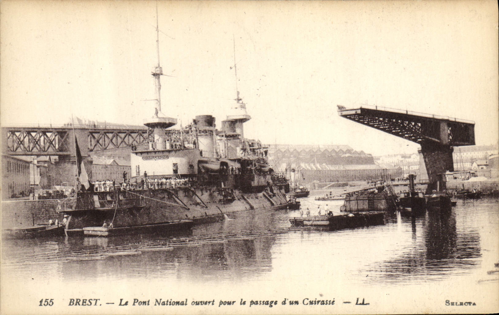 Brest — Le Pont National ouvert pour le passage d'un Cuirassé — Selecta n°155