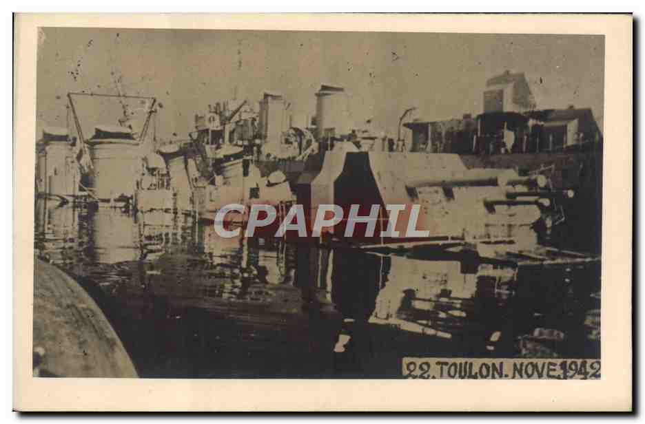 Hafen von Toulon — Ansicht militärischer Schiffe — datiert 22. November 1942