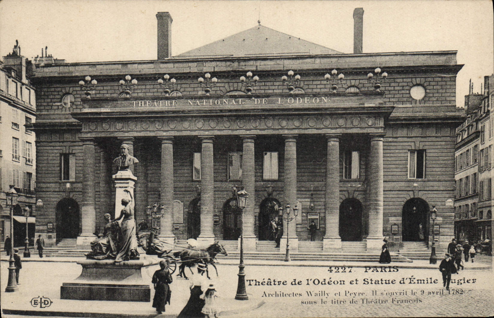 CPA Paris Theatre de l'Odeon et statue Emile Prugier 