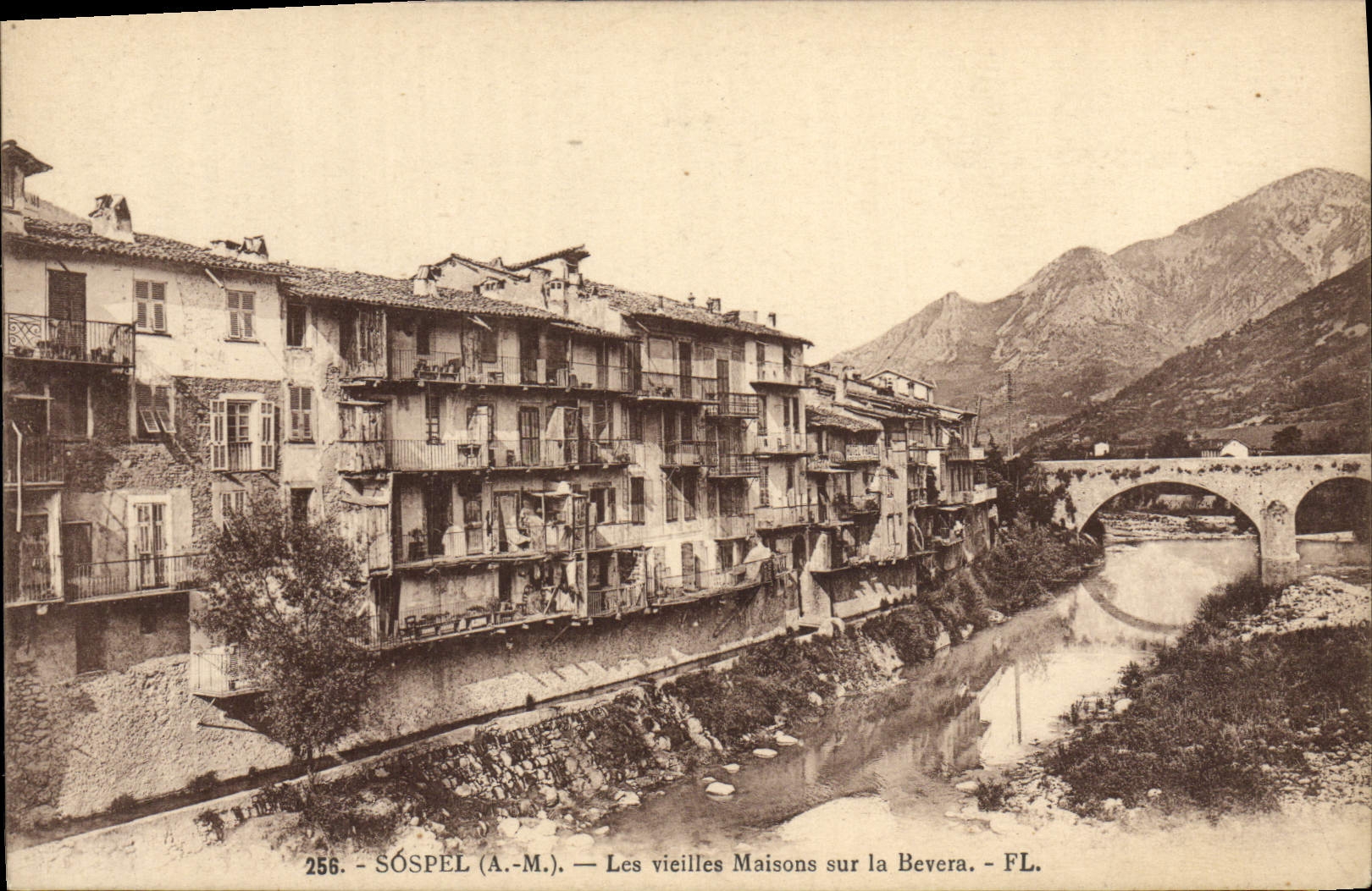 CPA Sospel Les Vieilles Maisons Sur la Bevera