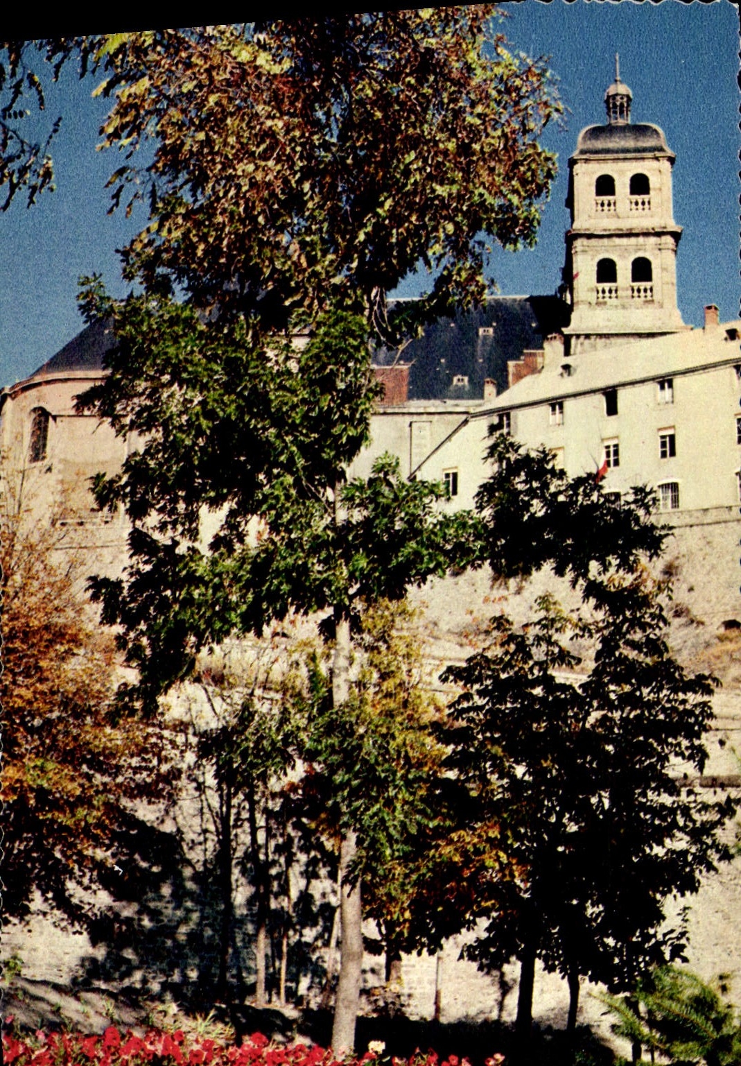 Briancón — La Collégiale et les Jardins — Éditions Airel