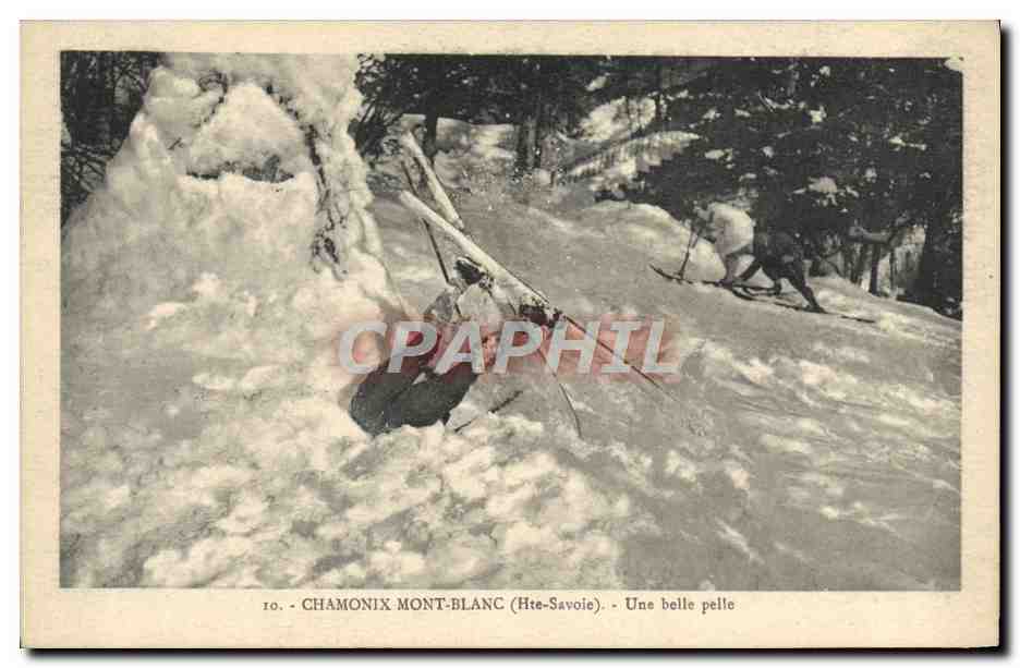 CPA Sports d'hiver Ski Chamonix Mont Blanc Une belle pelle