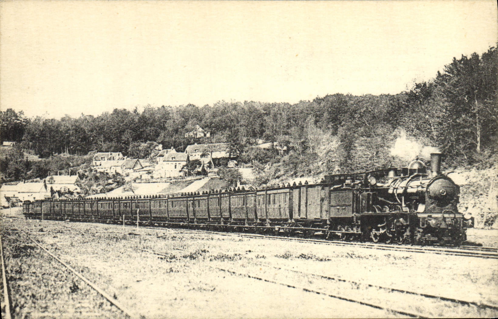 CPA Train Locomotive Reseau du Nord Train de voyageurs vers 1905