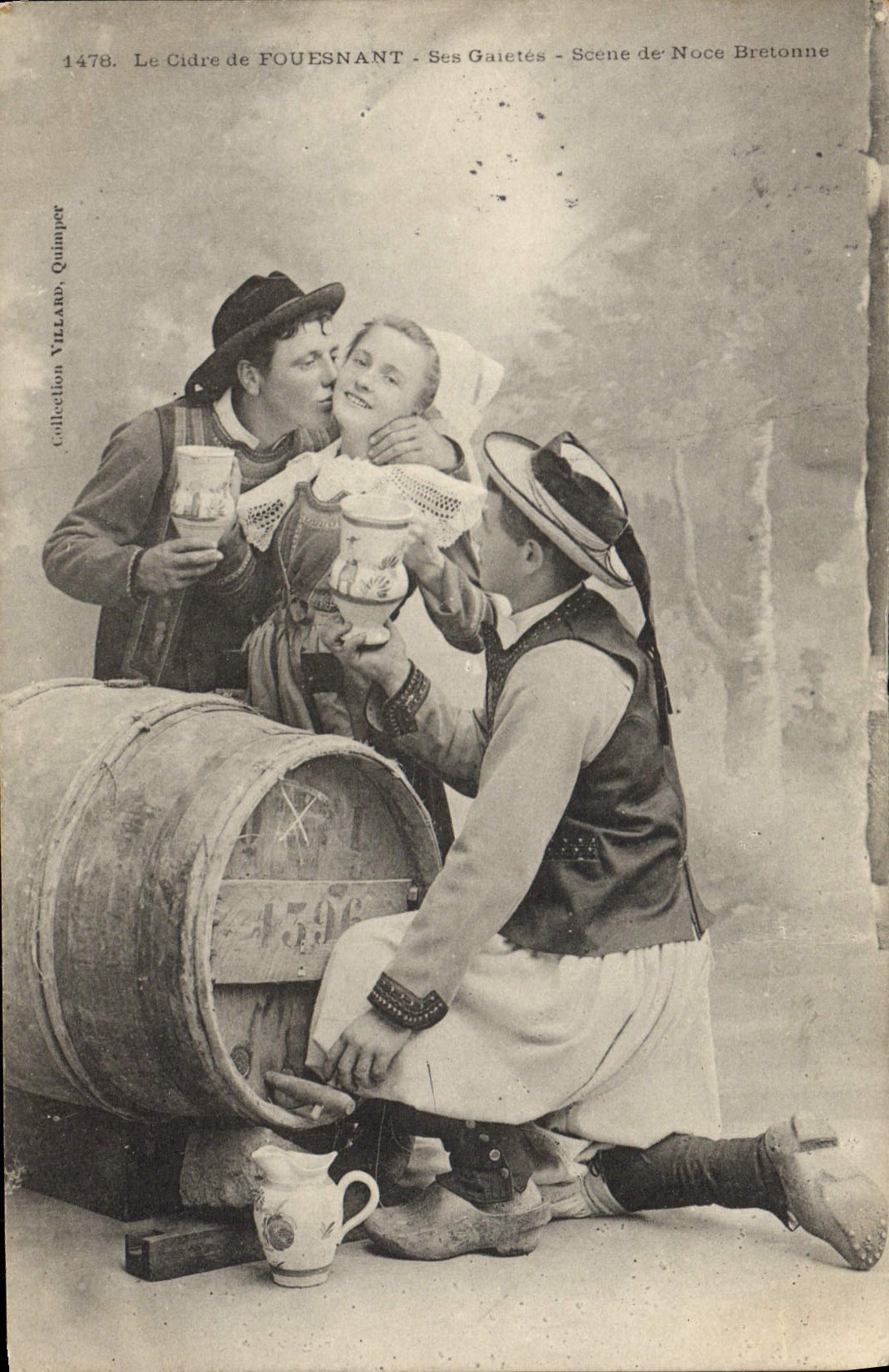 CPA Alcool le cidre de Fouesnant Ses gaietes Scene de noce bretonne 