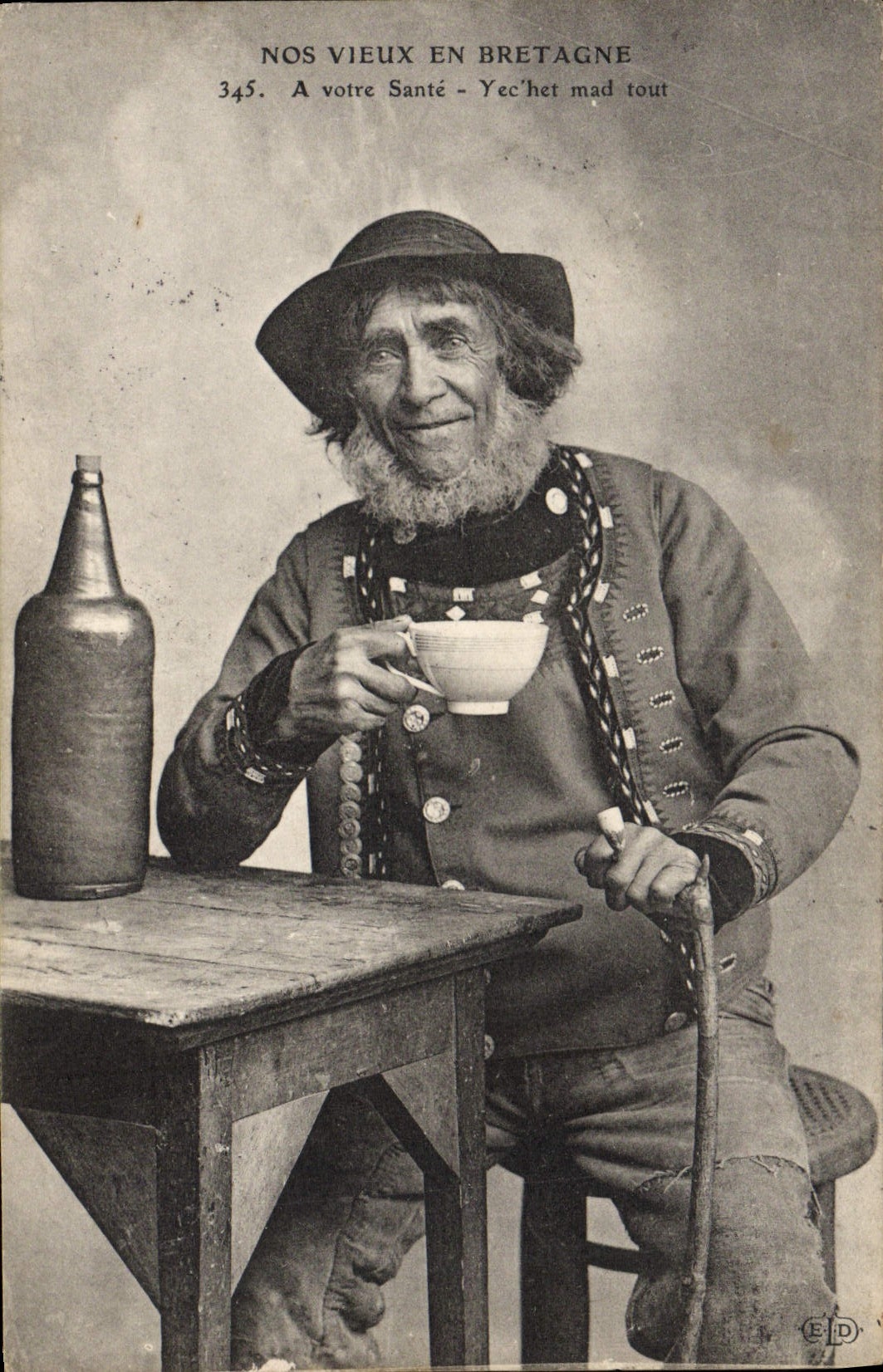 CPA Alcool a votre sante Bretagne 