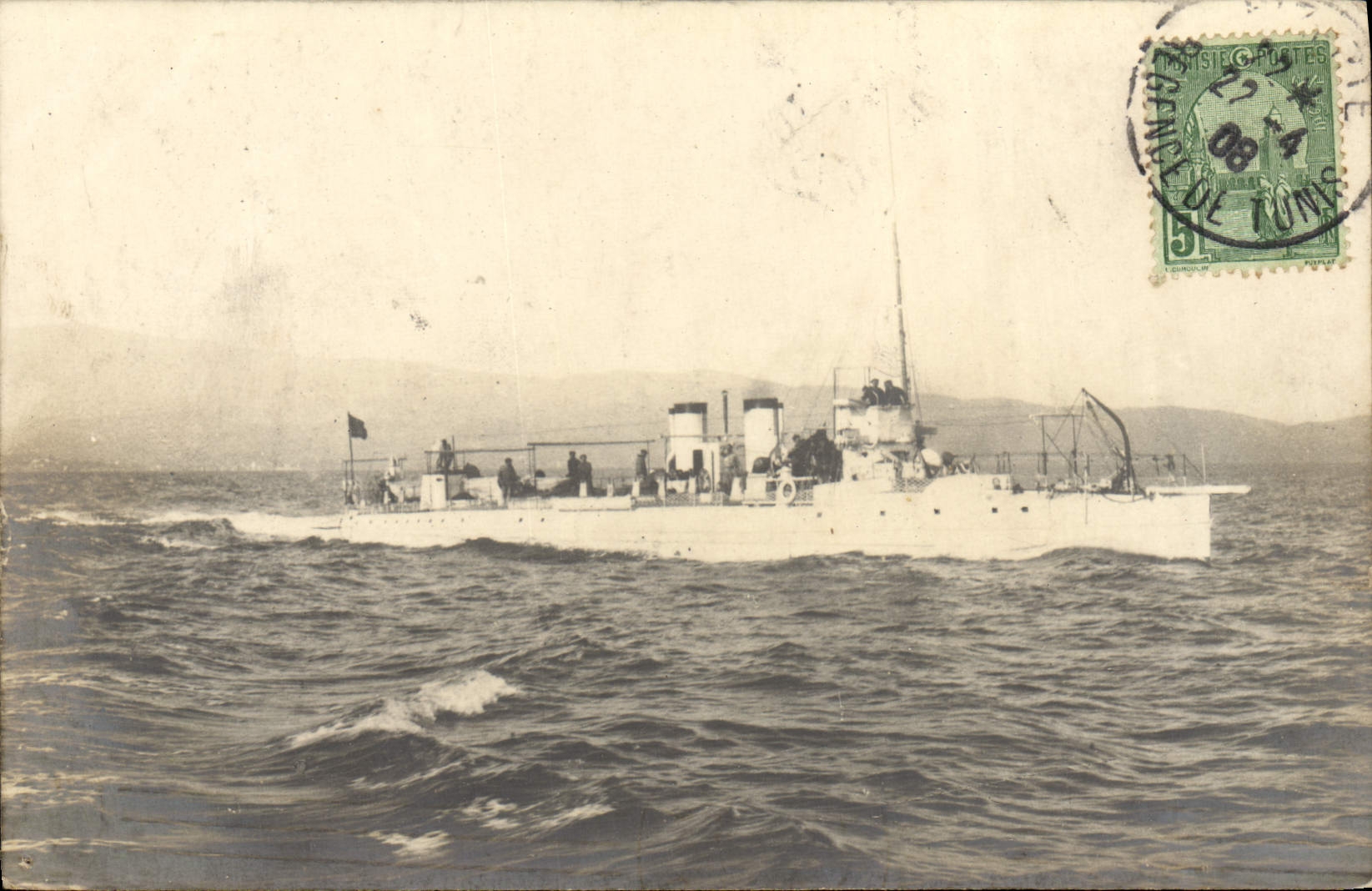 Navire militaire — Tunisie — Éditeur Pierre Laurent