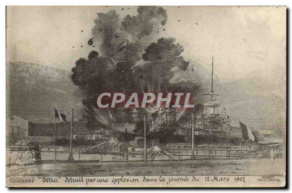 CPA Bateau Guerre Cuirasse Iena detruit par une explosion 