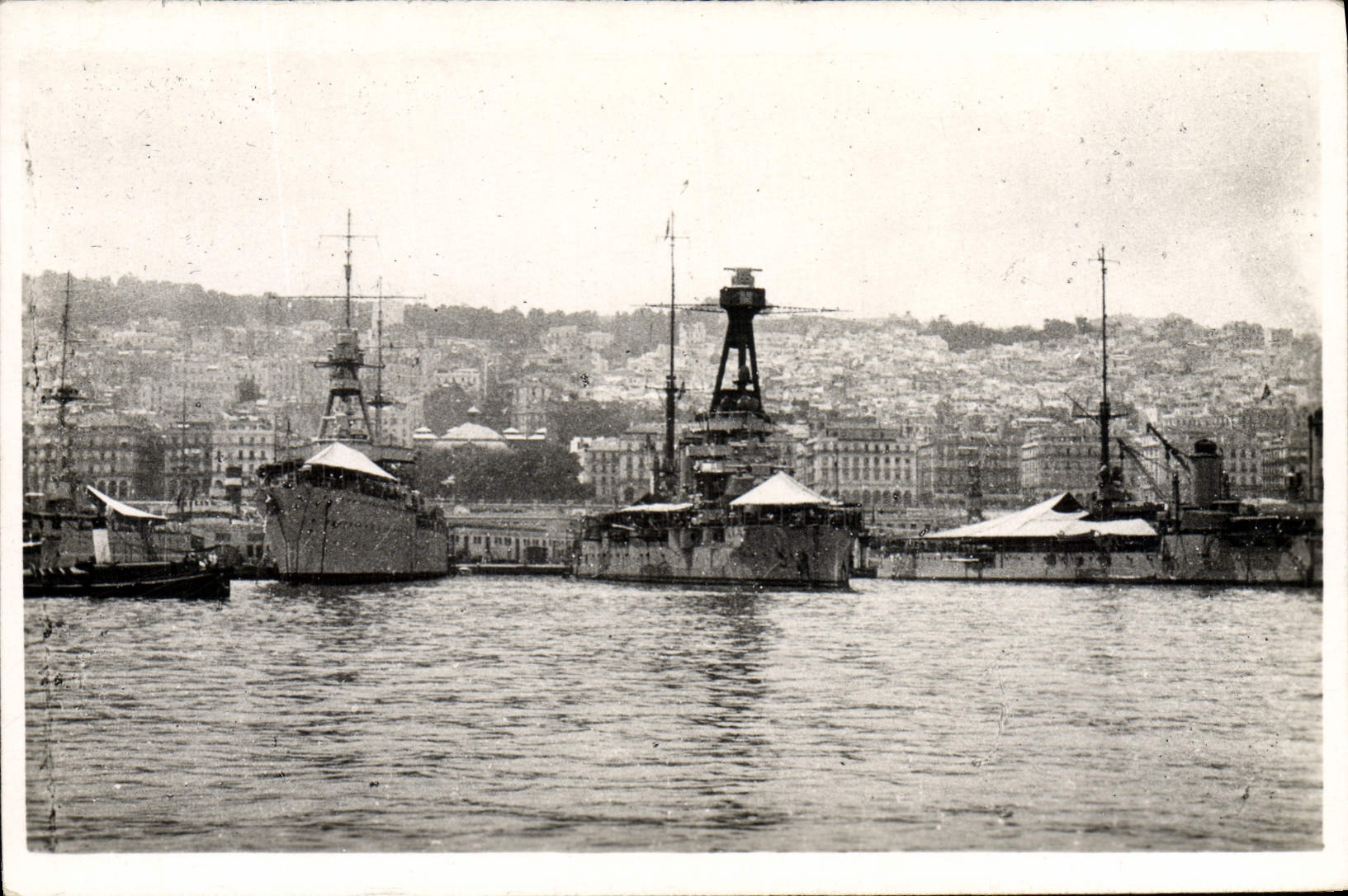 CPA Bateau Guerre 