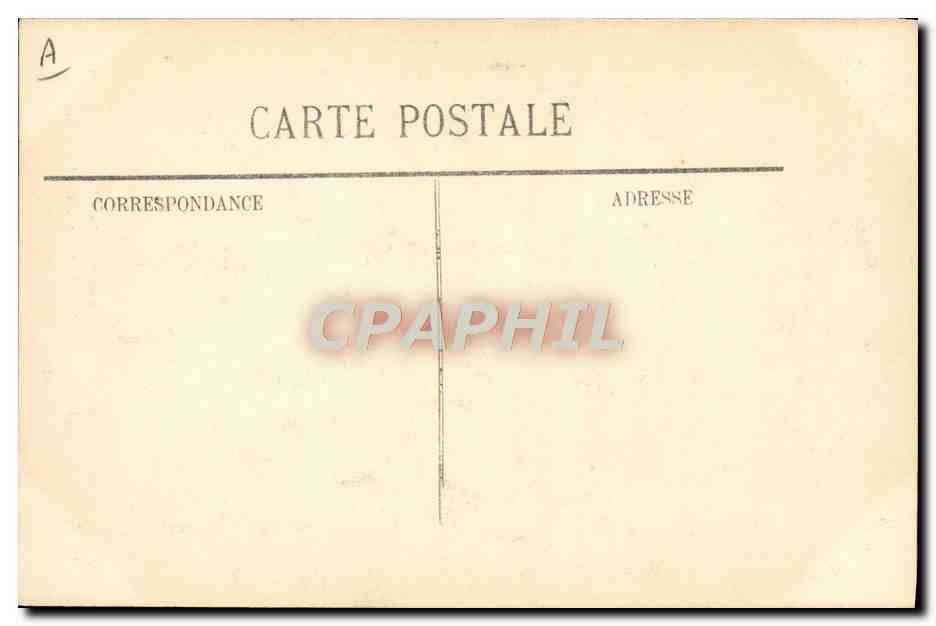 CPA Bateau Guerre A la memoire des victimes du Iena Le monument vu de face  — Verso