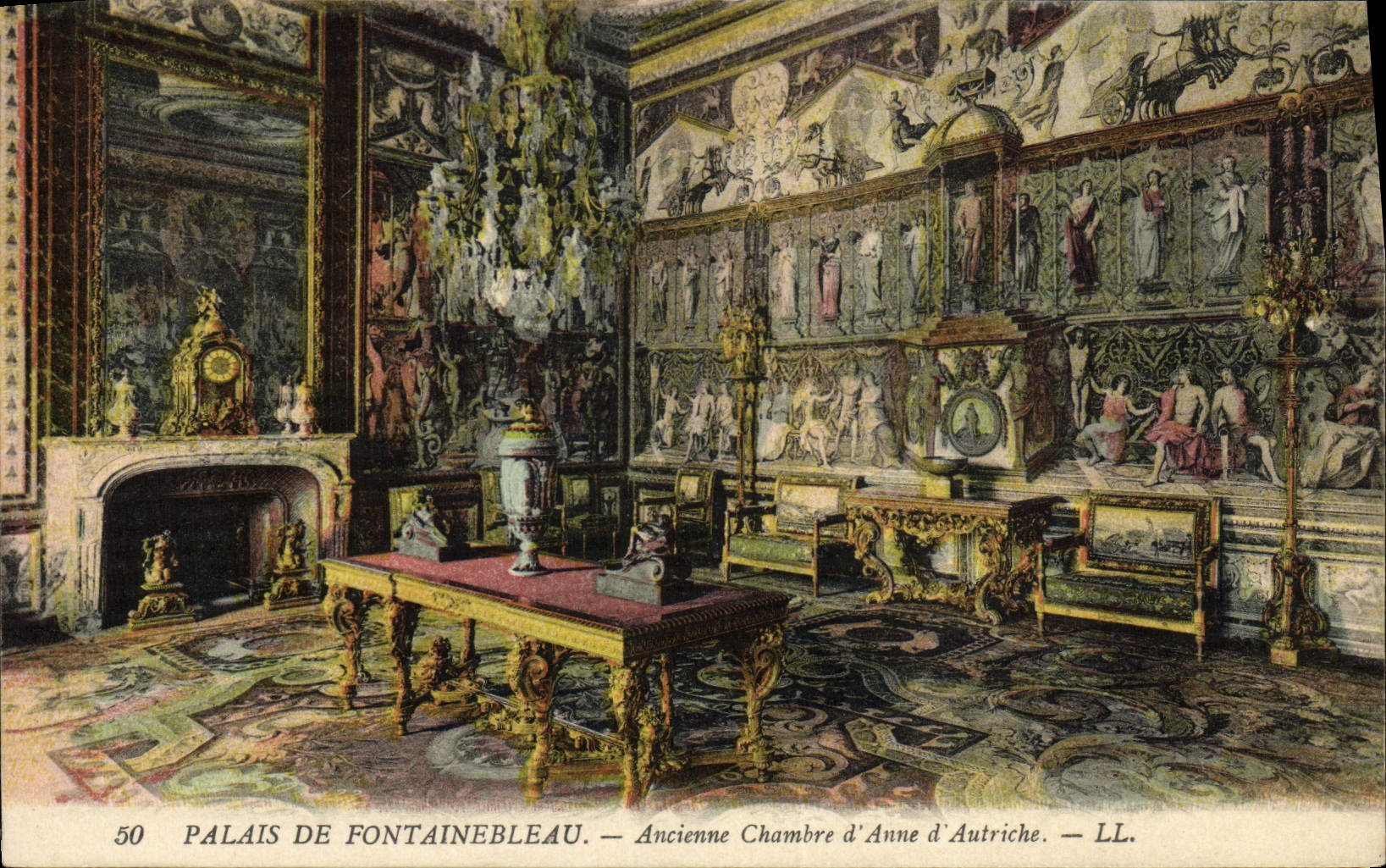 Palais de Fontainebleau — Ancienne Chambre d'Anne d'Autriche — LL.