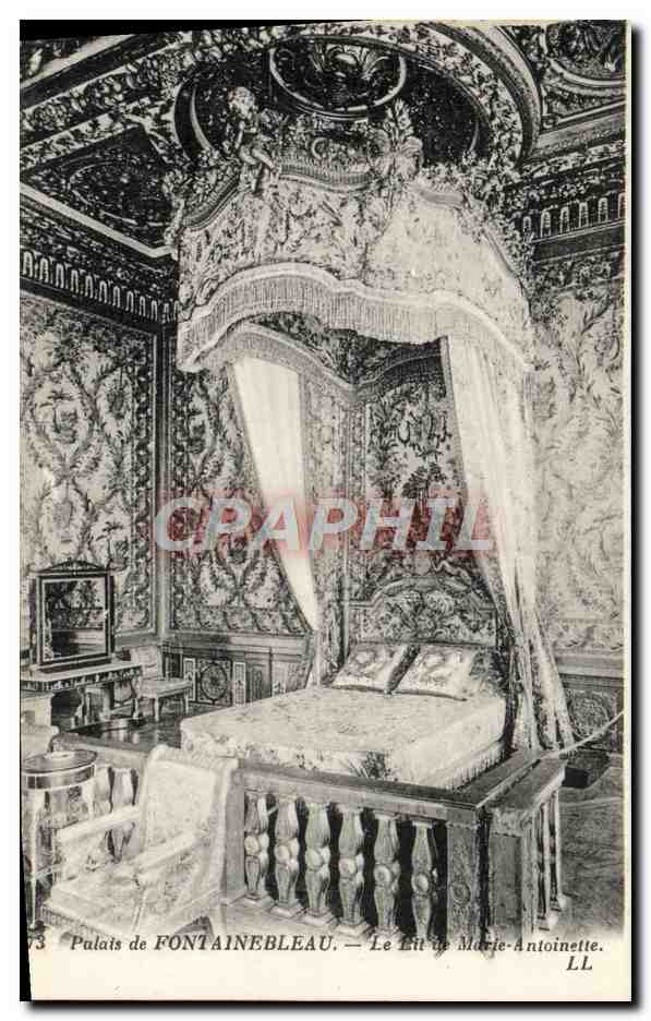 Schloss FONTAINEBLEAU — Das Bett von Marie-Antoinette — LL
