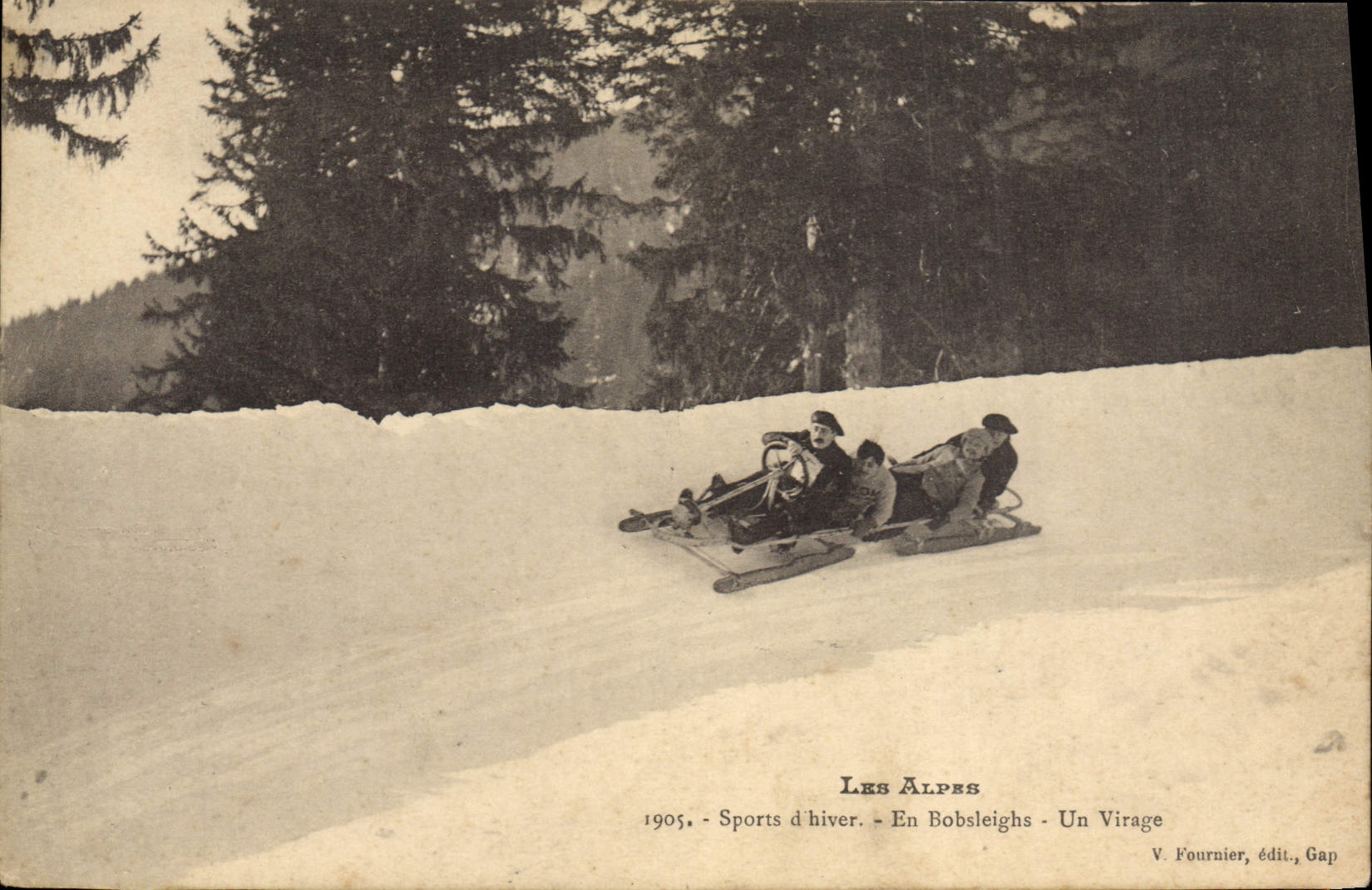 Les Alpes - Sports d'hiver - En Bobsleighs - Un Virage - V. Fournier, édit., Gap