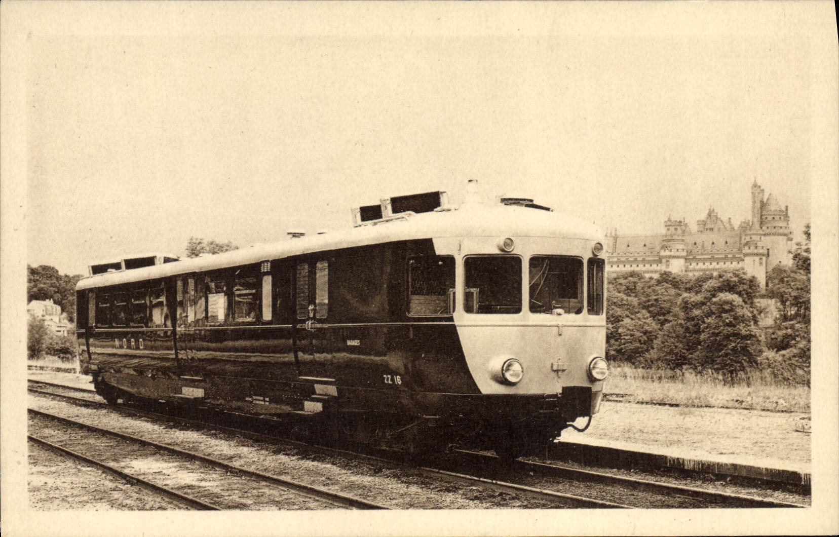 CPA Train Locomotive Chemin de fer du Nord Automotrice Baudet Donon Roussel