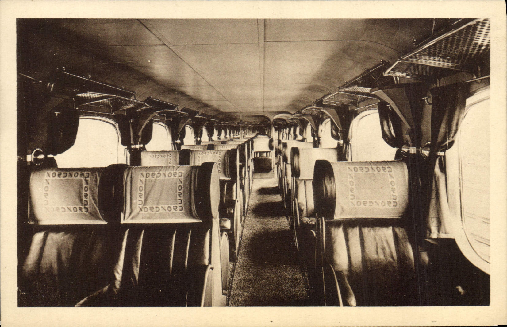 CPA Train Locomotive Chemin de fer du Nord Rame automotrice rapide franco belge type 1936