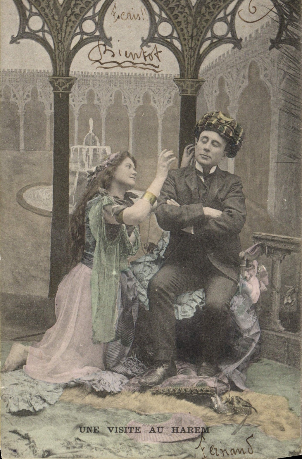 Une visite au harem — scène de théâtre — éditeur Feinans, n°5