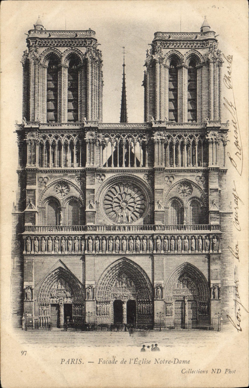 CPA Paris Facade de L'Eglise Notre Dame