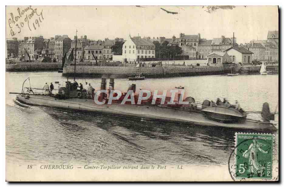Cherbourg — Contratorpedor die in het Haven — LL