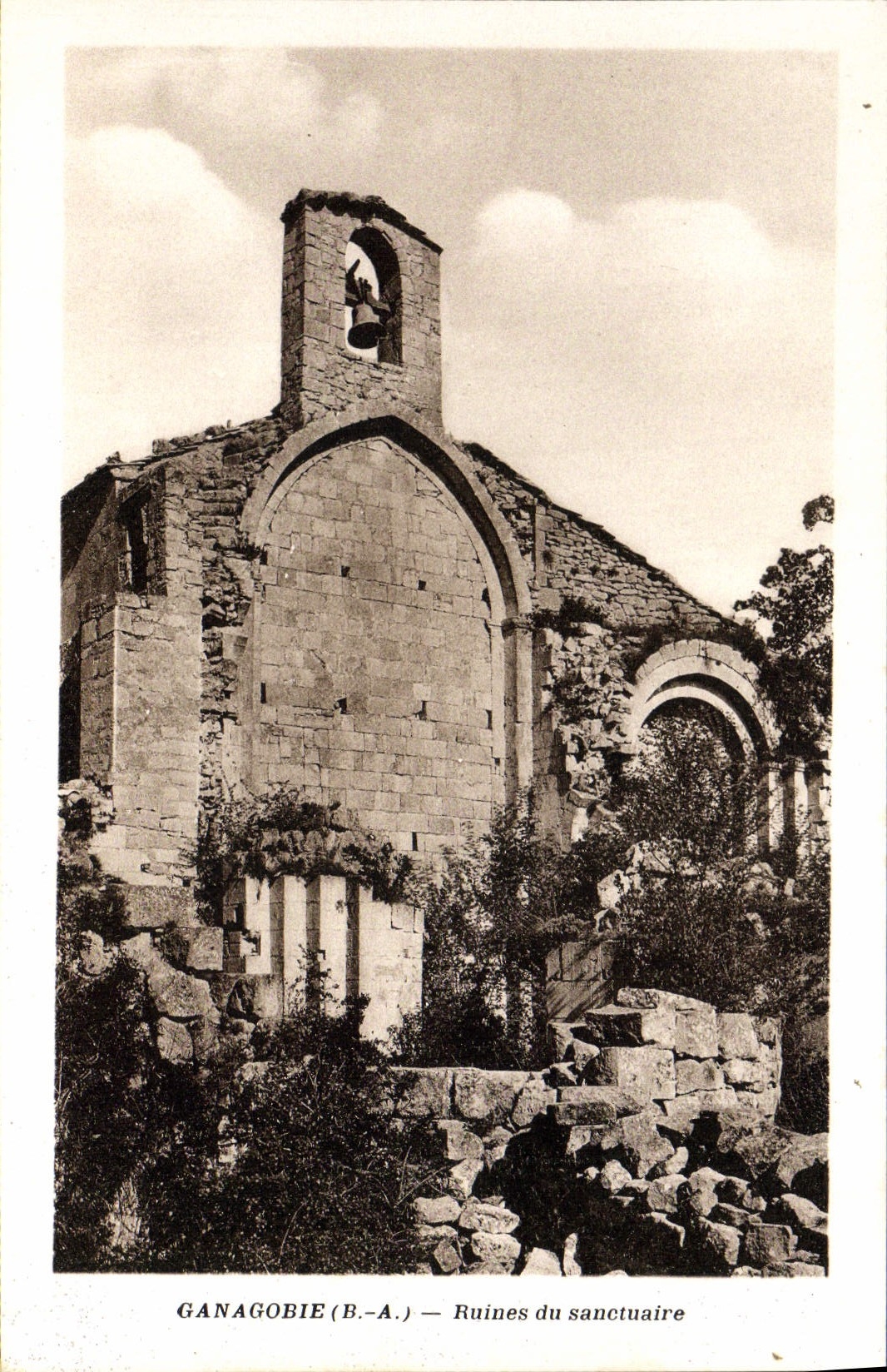 CPA Cloitre de Ganagobie Ruines Du Sanctuaire