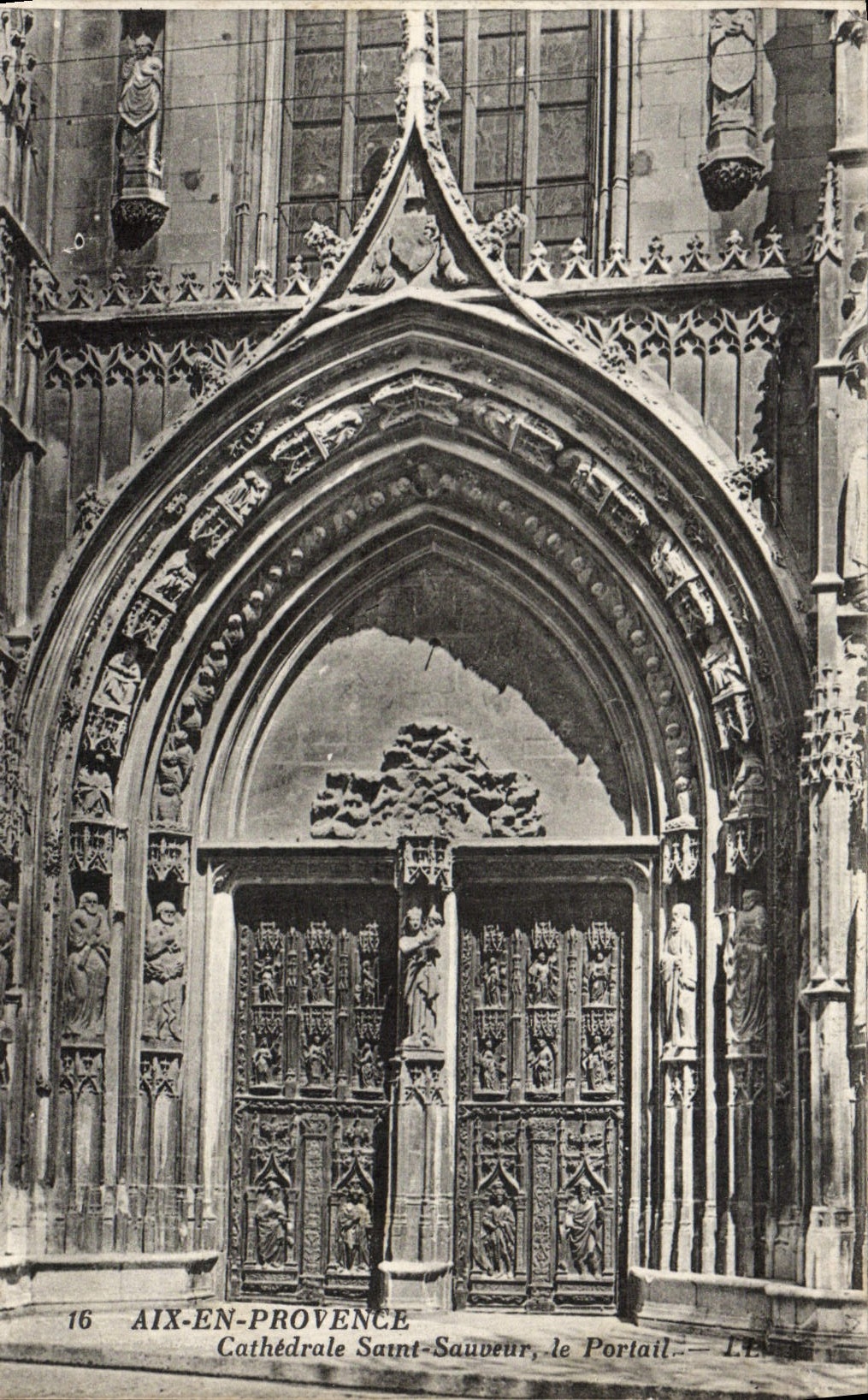 Aix-en-Provence — Cathédrale Saint-Sauveur, le Portail — L. P. Letellier, n°16