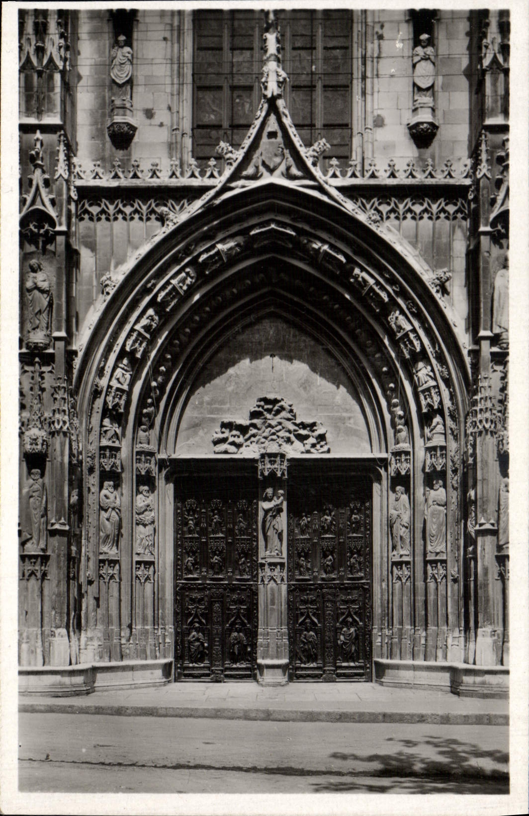 Aix-en-Provence — La Porte de la Cathédrale — Édition Cours de Provence