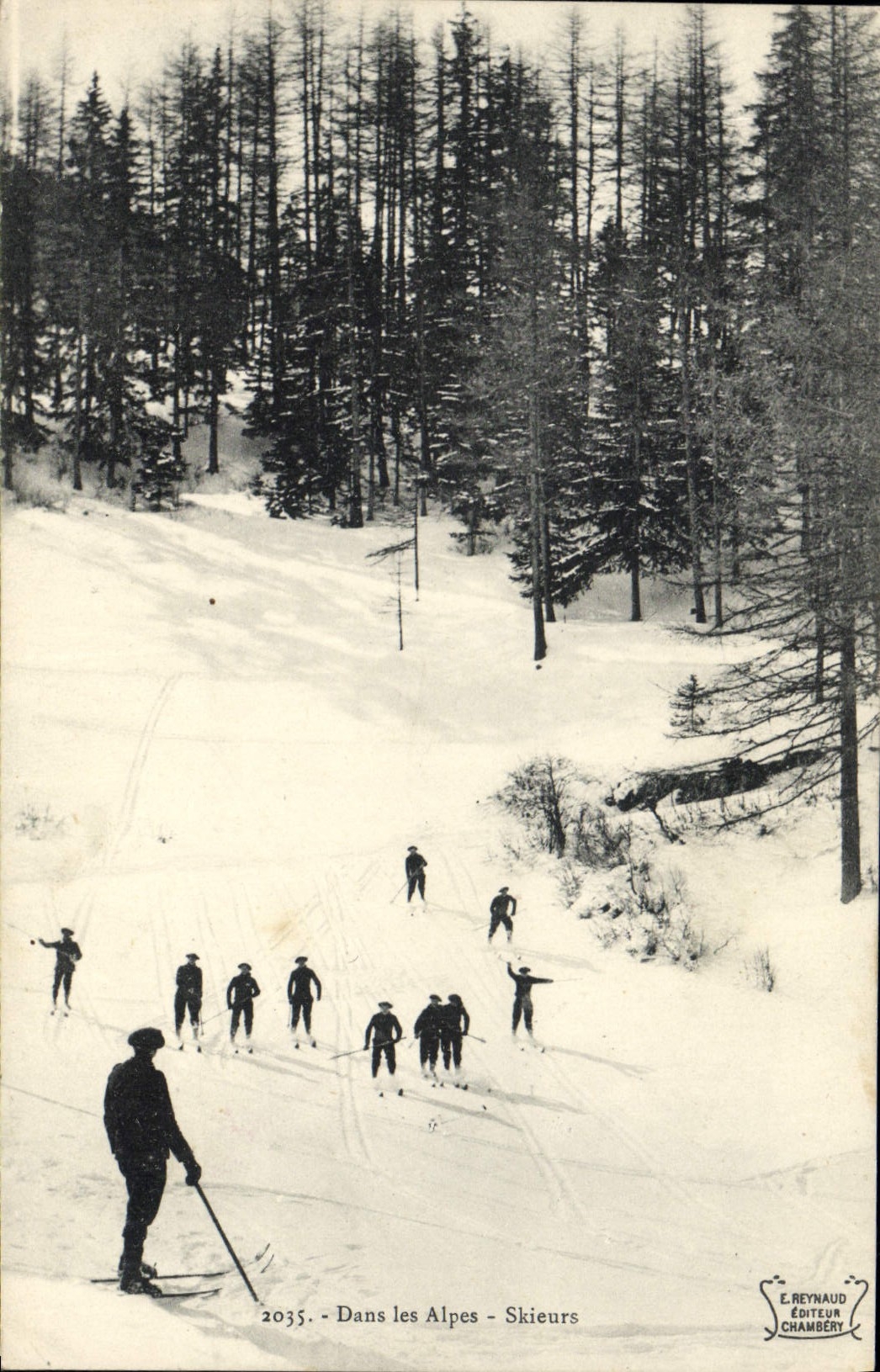 CPA Sports d'hiver Ski Skieurs Chasseurs Alpins