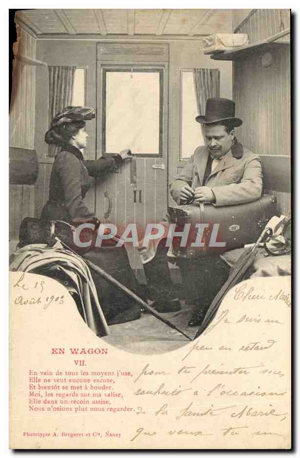 CPA Train Femme En wagon