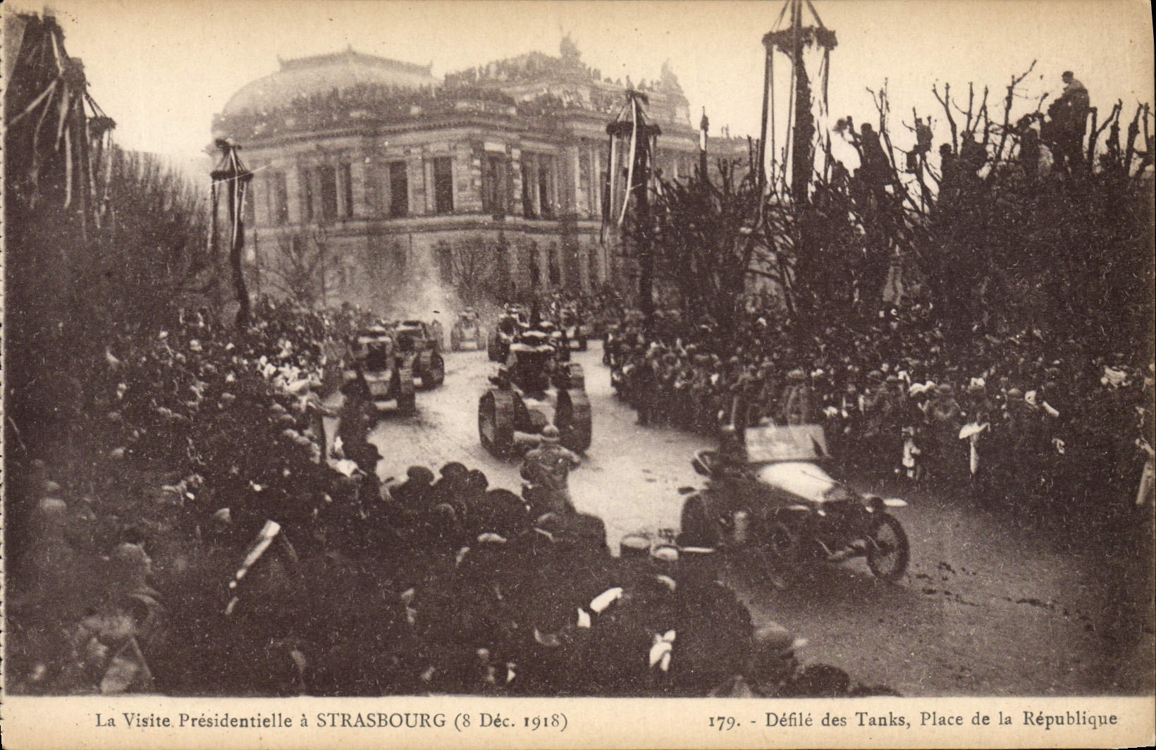 Défilé des Tanks à Strasbourg — Visite Présidentielle (8 Déc. 1918) — Marque Dépôsés
