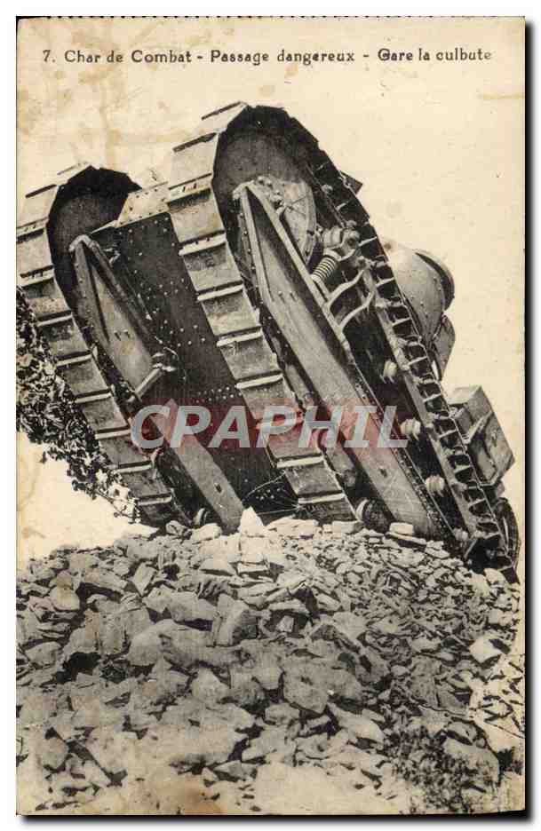 CPA Militaria Tank Char de combat Passage dangereux Gare a la culbute