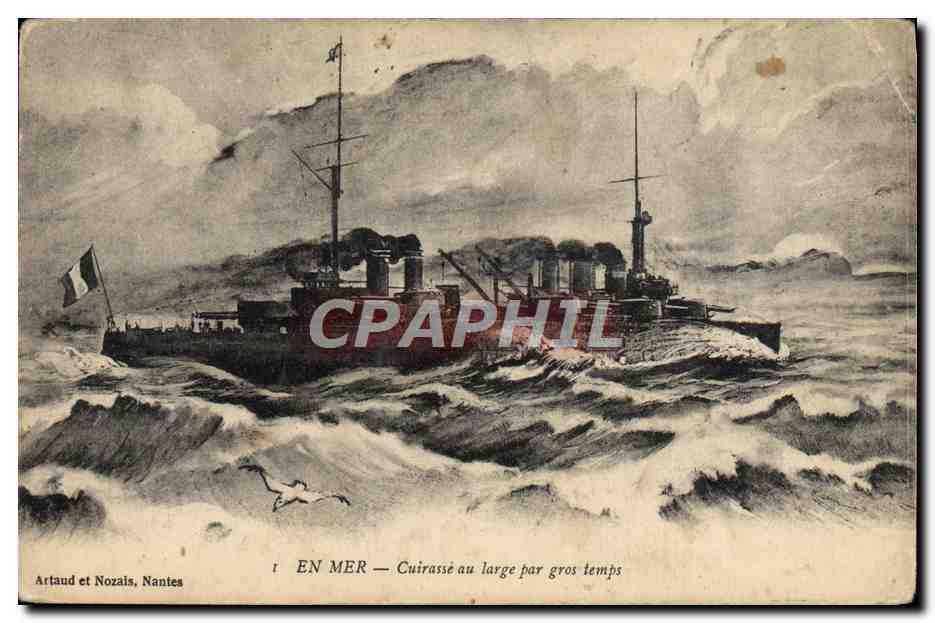 CPA Bateau Guerre Cuirasse au large par gros temps