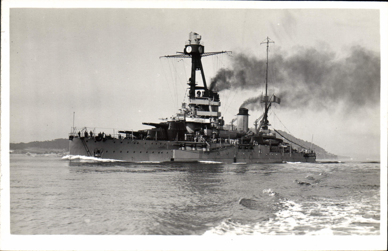 CPA Bateau Guerre 