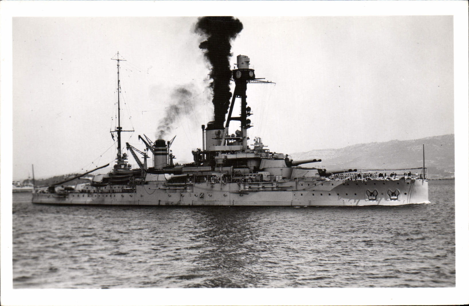 CPA Bateau Guerre 