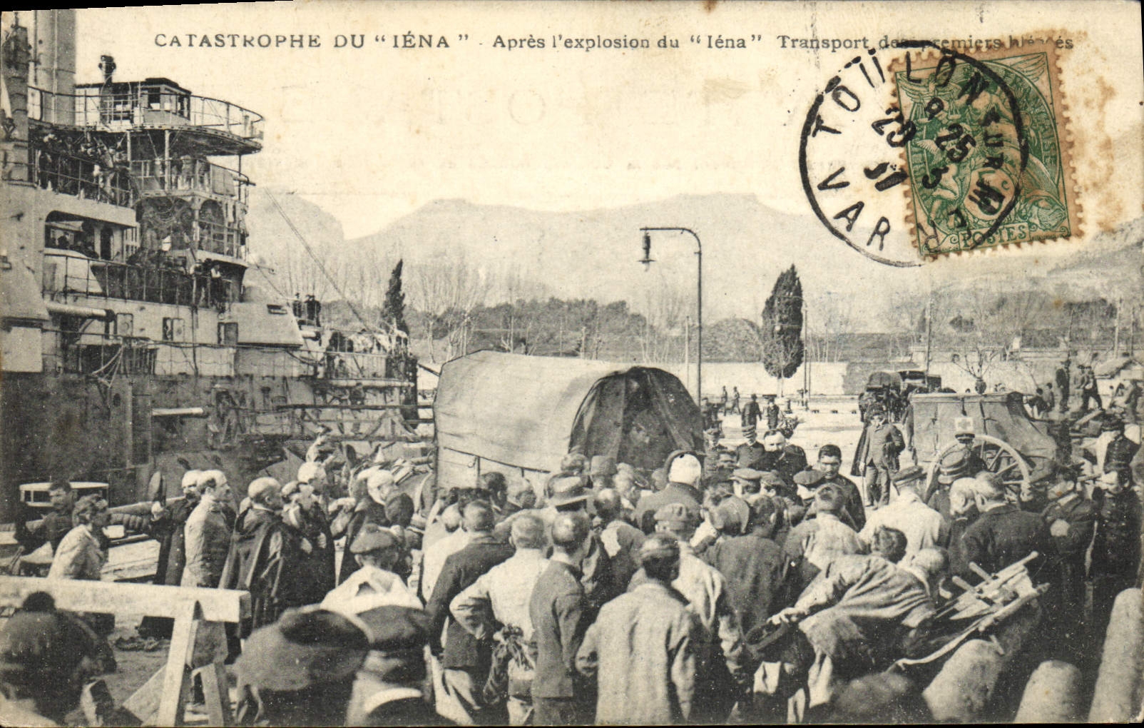 Catastrophe du "Iéna" — Après l'explosion du "Iéna" — Transport des premiers blessés — Atelier de Phototypie Grande, Marseille