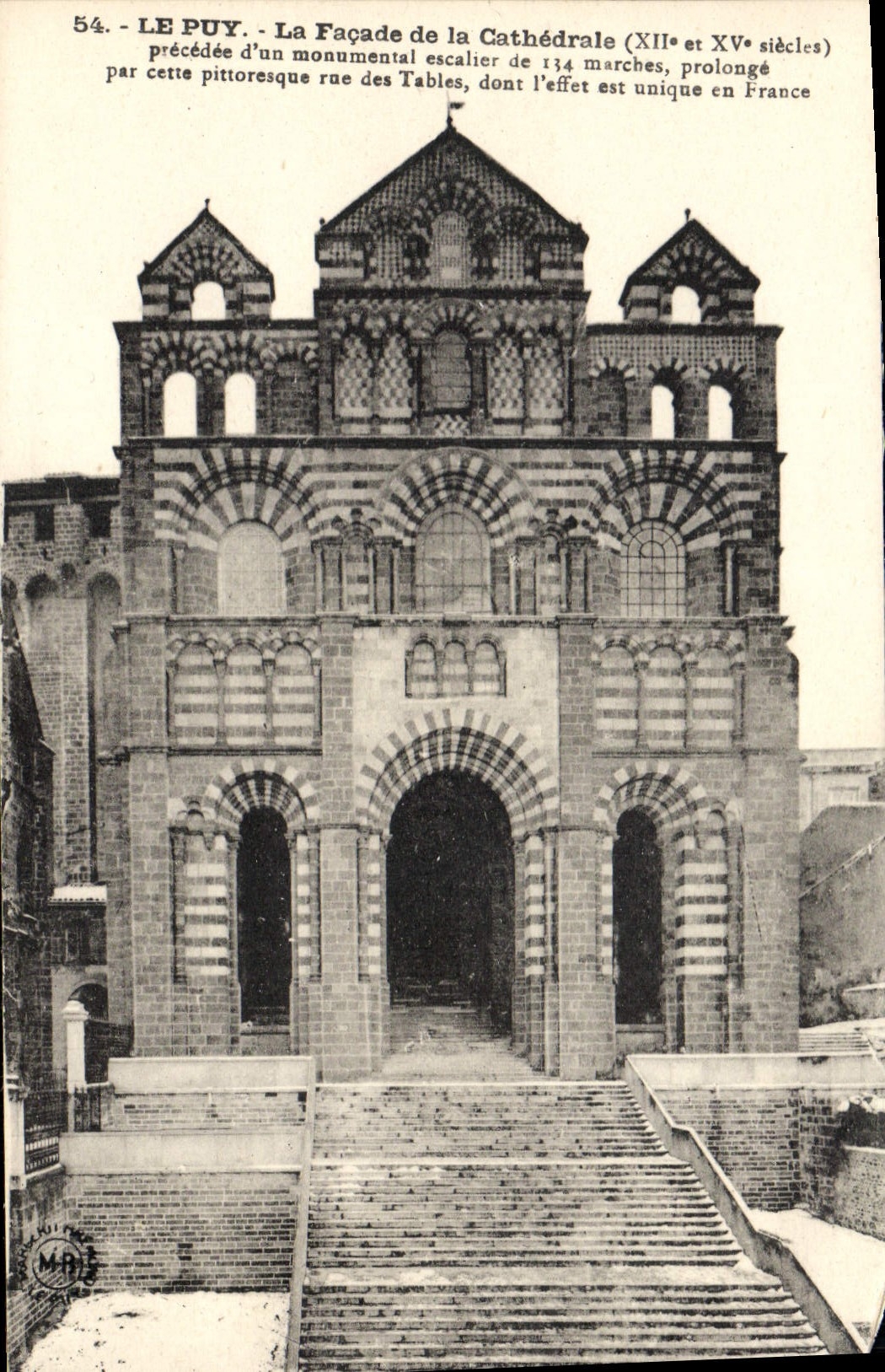CPA Le Puy La Facade de la Cathedrale