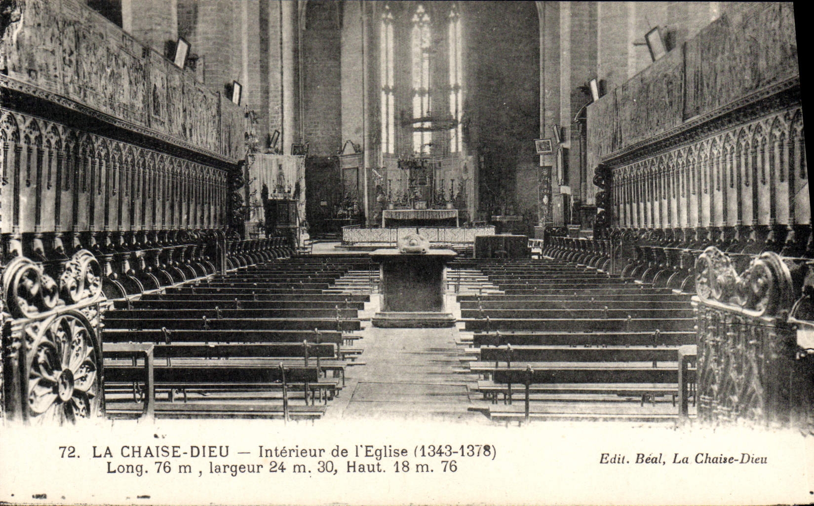 CPA La Chaise Dieu Interieur de L'Eglise 