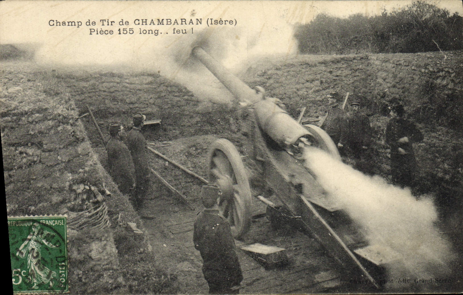 CPA Militaria Champ de tir a Chambaran Piece 155 long 