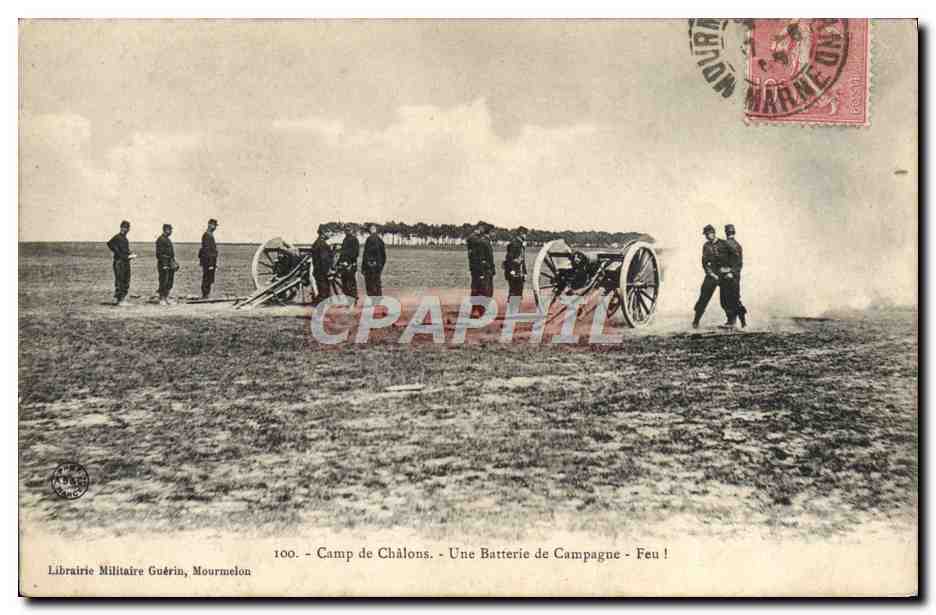 CPA Militaria Camp de Chalons Une batterie en campagne 