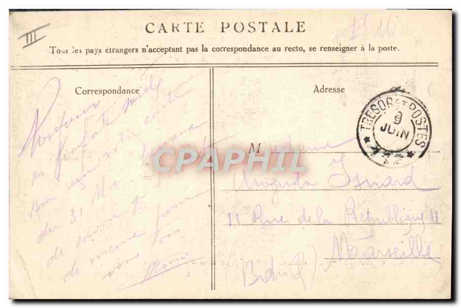 CPA Militaria Un caisson de munitions boche regle par nos 75 — Rückseite