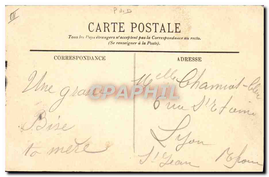 CPA Folklore Auvergne La bourree — Verso