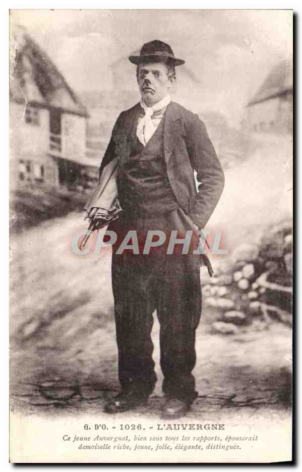 CPA Folklore Auvergne 
