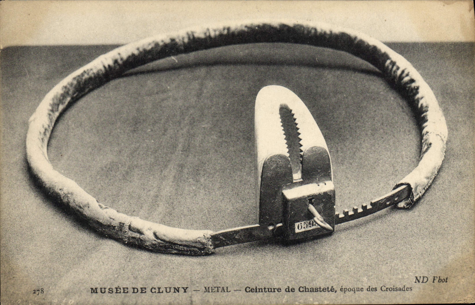 Musée de Cluny — Ceinture de Chasteté, époque des Croisades