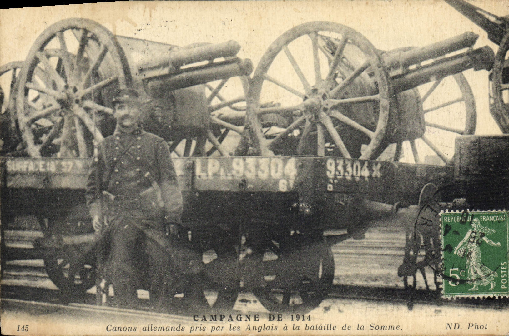 CPA Militaria Canons allemands pris par les anglais a la bataille de la Somme 